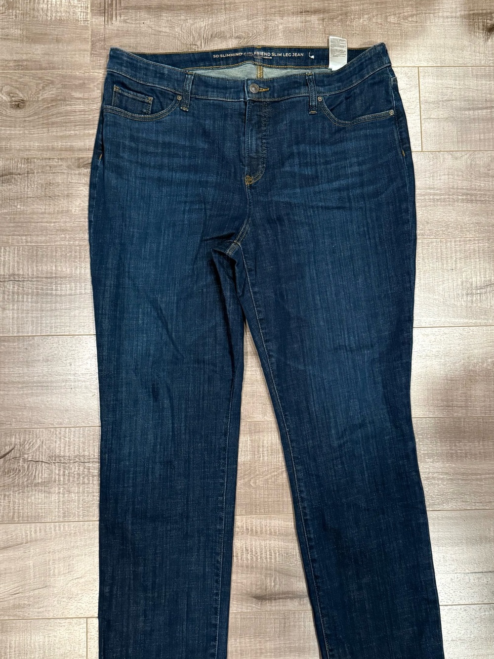 Chico’s Women Girlfriend slim leg Jeans